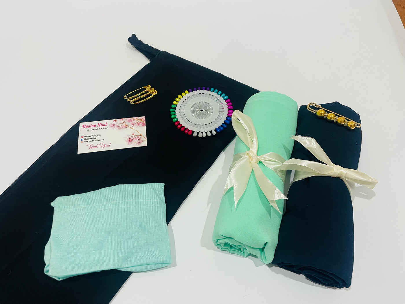 Bundles of 2 Hijabs+Niqab +Caps