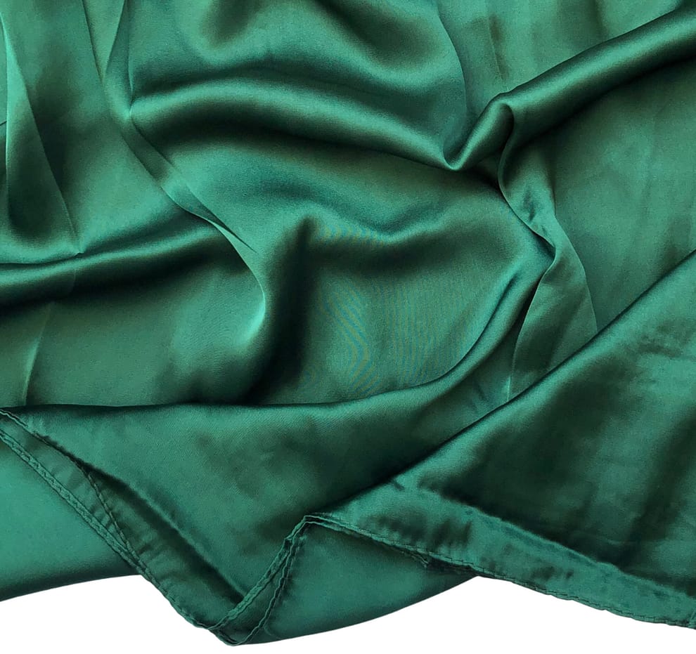 PLAIN SILK DARK GREEN HIJAB