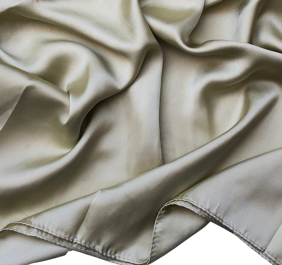PLAIN SILK BEIGE HIJAB