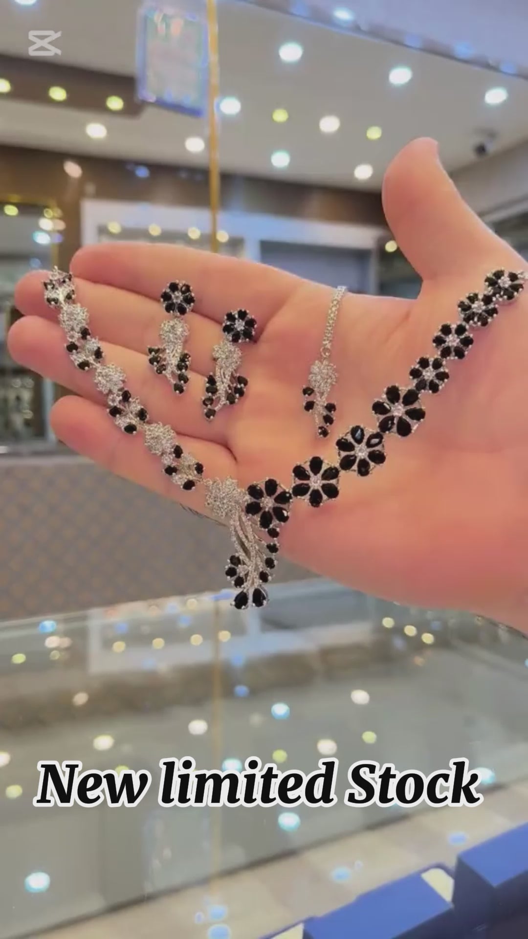 Artificial Jewellery 
.